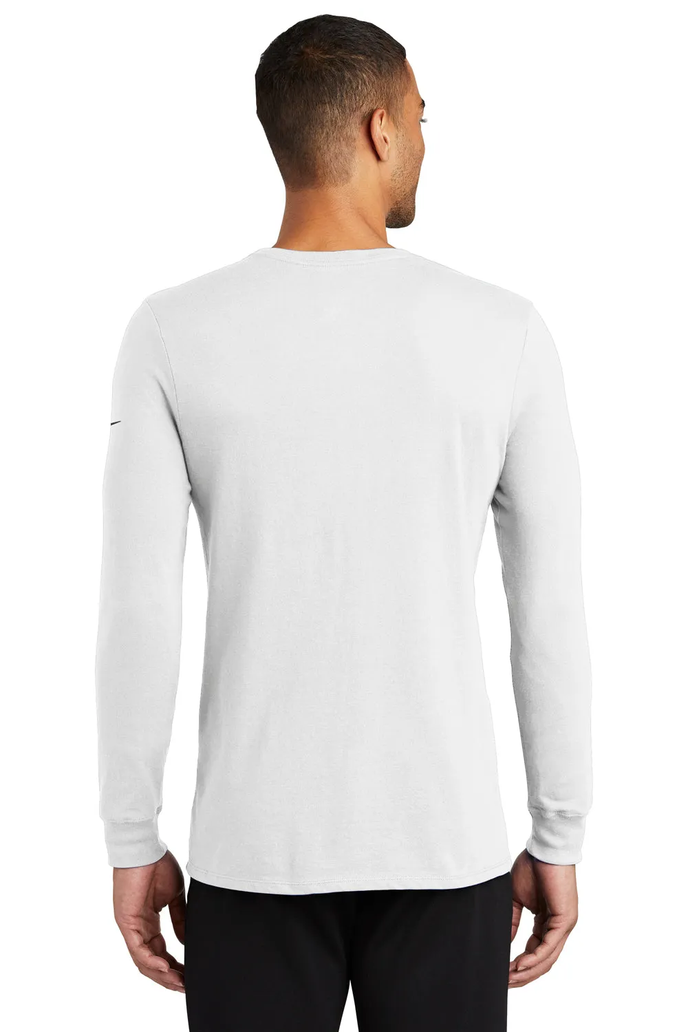 Nike Mens Dri-Fit Moisture Wicking Long Sleeve Crewneck T-Shirt - White